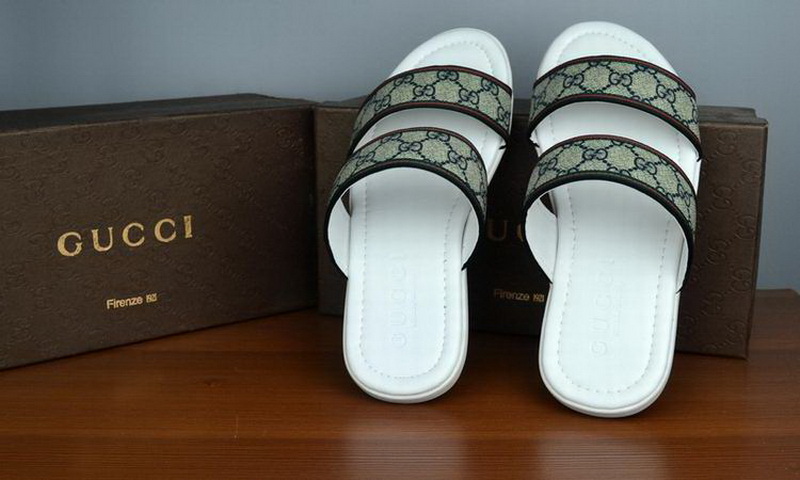 Gucci Men Slippers_078